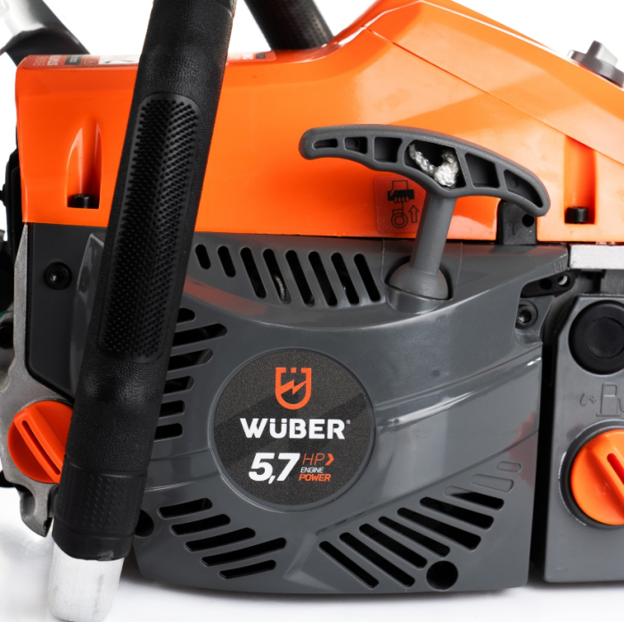 Цепная бензиновая Wuber пила с двухтактным двигателем для обрезки деревьев и веток 4.5 л.с. 1 цепь и 1 шина 40 см